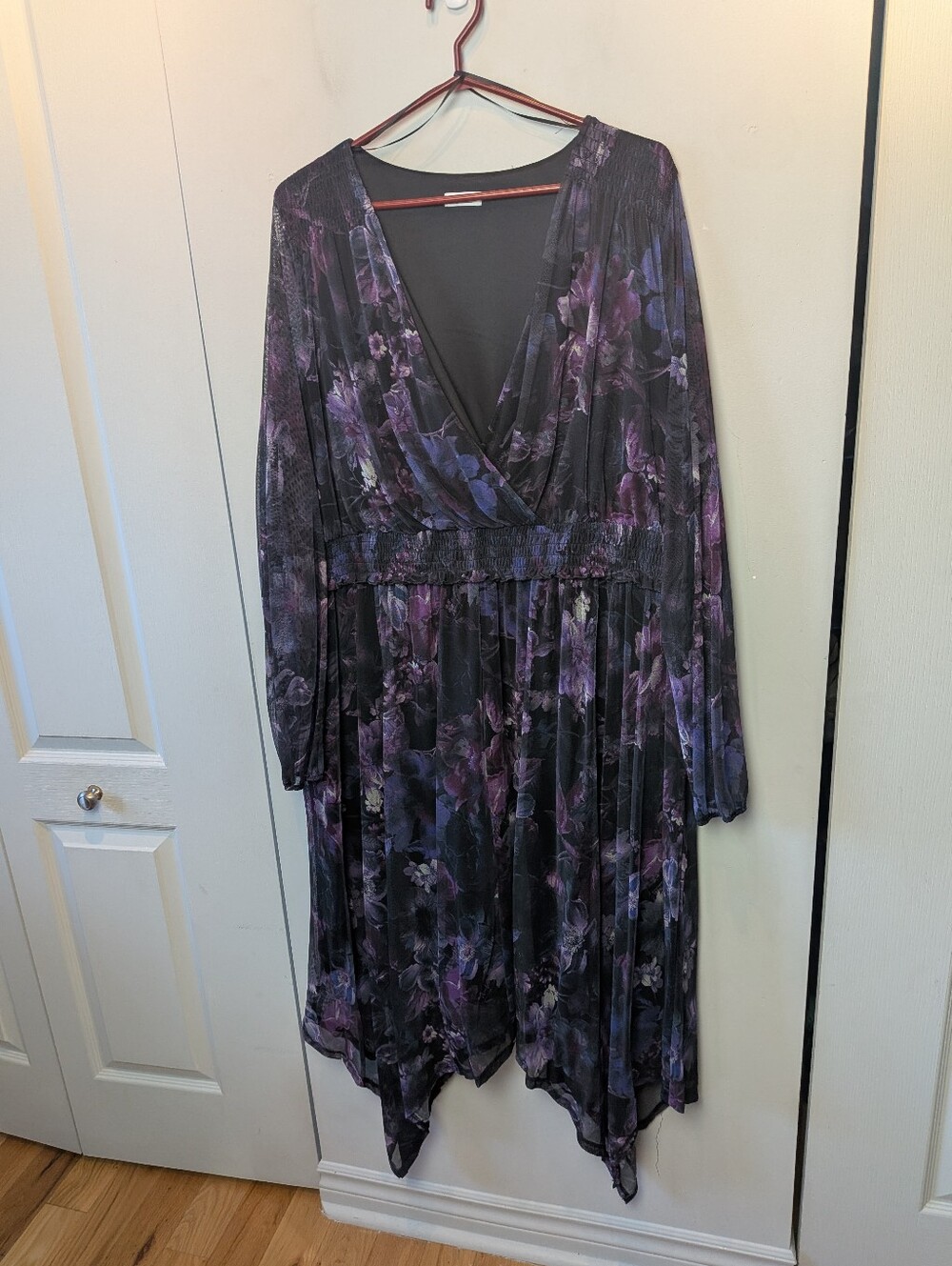 PENNINGTONS Plus Size Asymmetrical Midi Dress Floral Size 2X Purple Black Colors